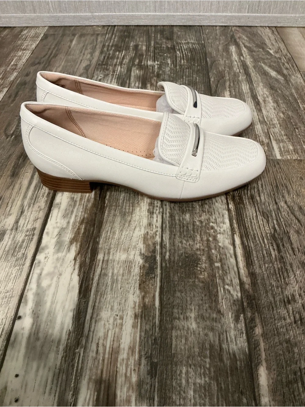 Clarks refined leather